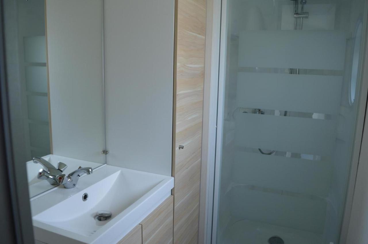 Verblijfpark Ardinam Olloy-sur-Viroin Εξωτερικό φωτογραφία